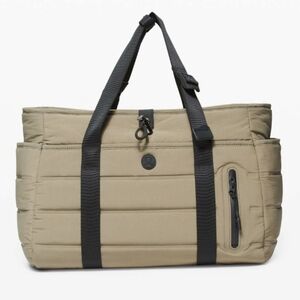 Lululemon Dash All Day Duffel Bag Highlander Adjustable Handles Removable Strap